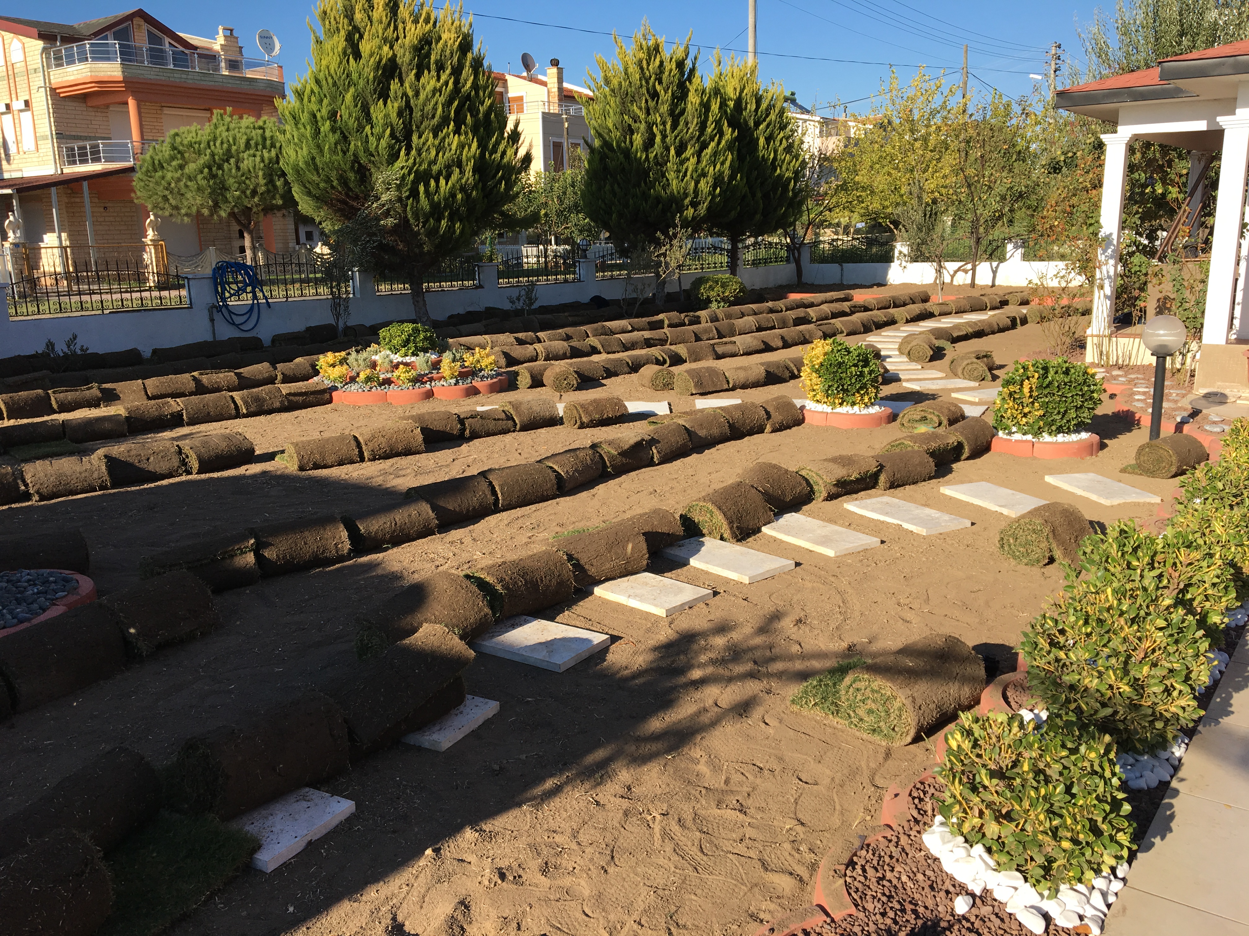 Küçükkuyu Peyzaj - Rulo Çim